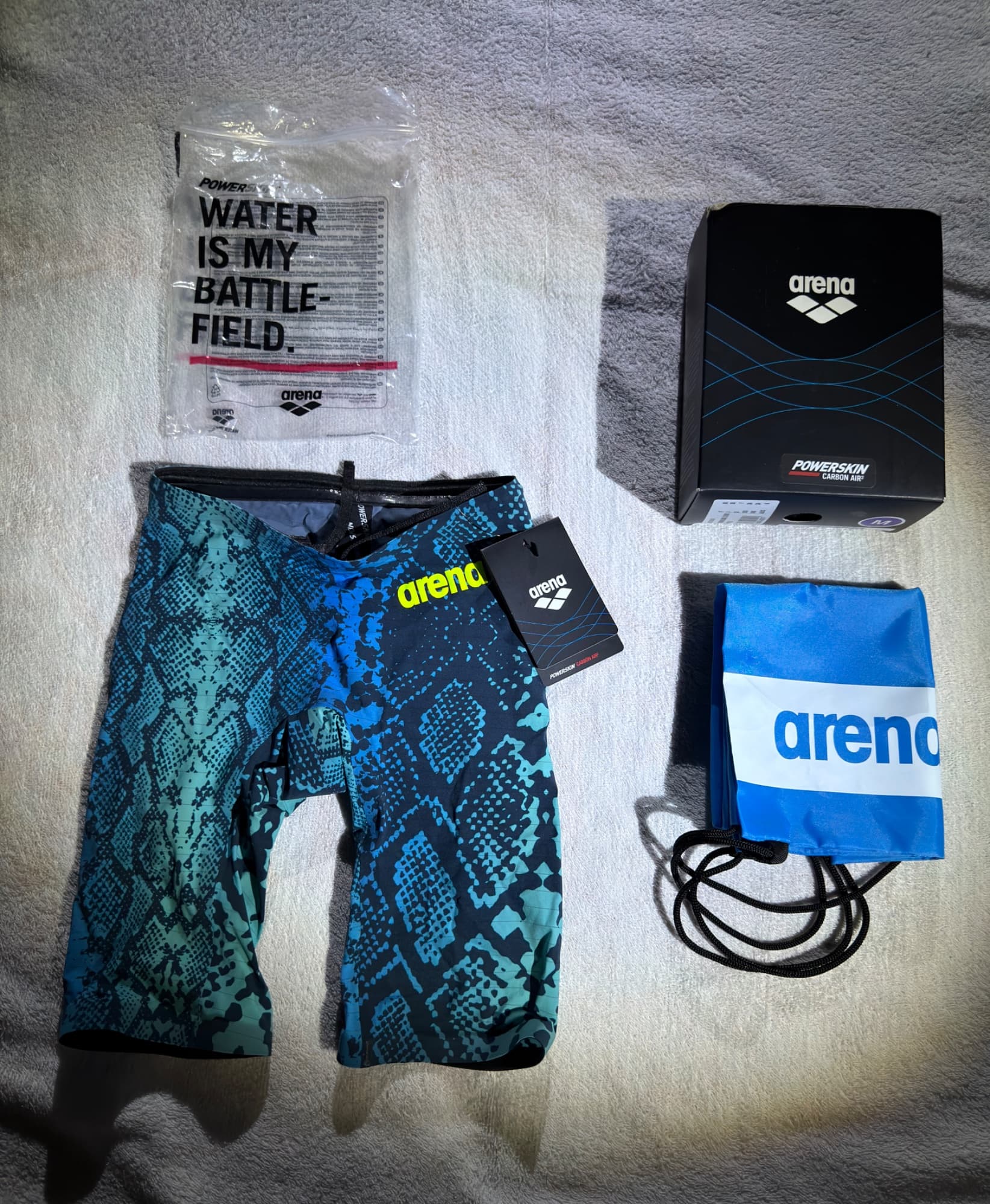 Arena Powerskin Carbon Air², photo 1